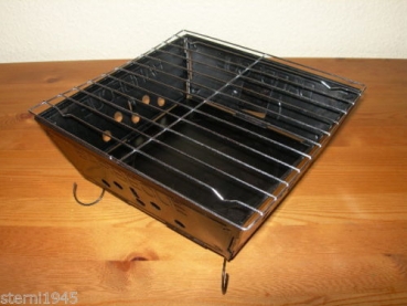 BBQ Faltgrill Barbequegrill Holzkohlegrill Campinggrill aus Blech